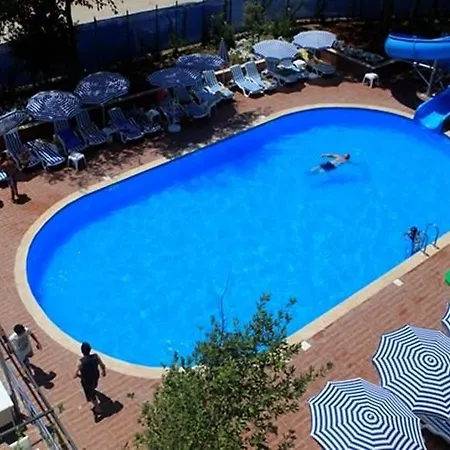 Aperion Beach Kizilot
